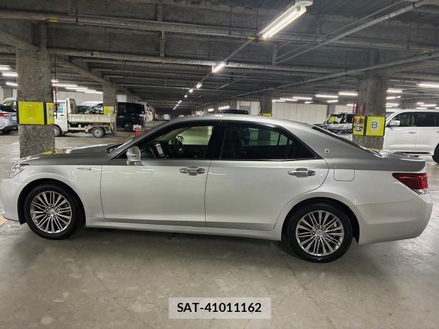 Toyota CROWN HYBRID 2015-06 7817326-8