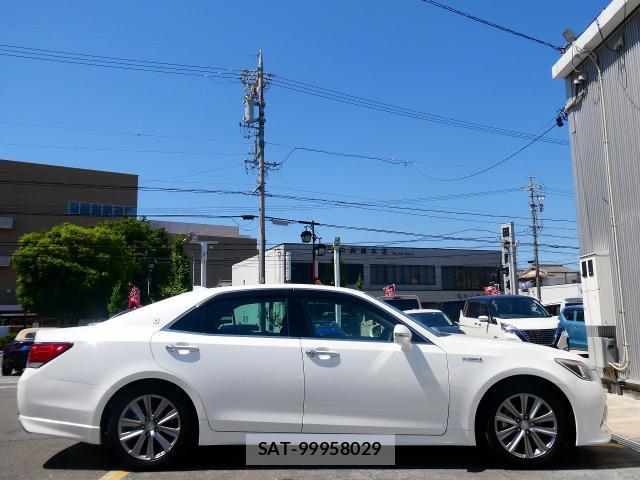 Toyota CROWN HYBRID 2016-10 7817780-8
