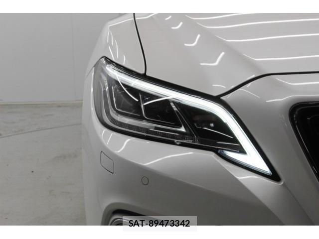 Toyota CROWN HYBRID 2021-01 7818444-12