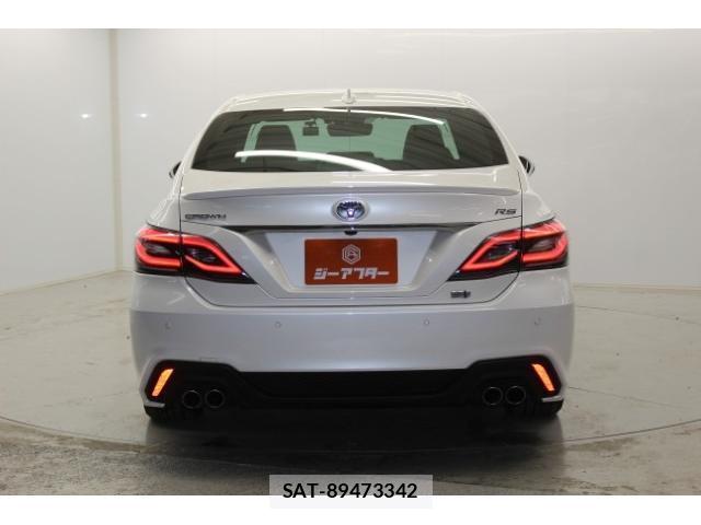 Toyota CROWN HYBRID 2021-01 7818444-6