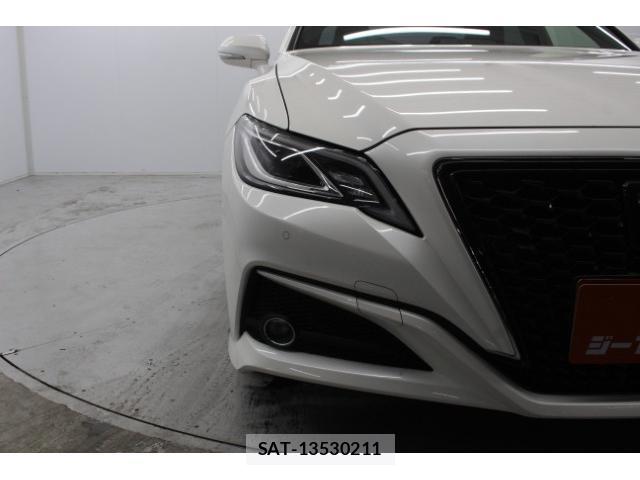 Toyota CROWN HYBRID 2018-11 7818446-11