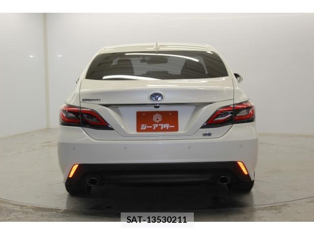 Toyota CROWN HYBRID 2018-11 7818446-6
