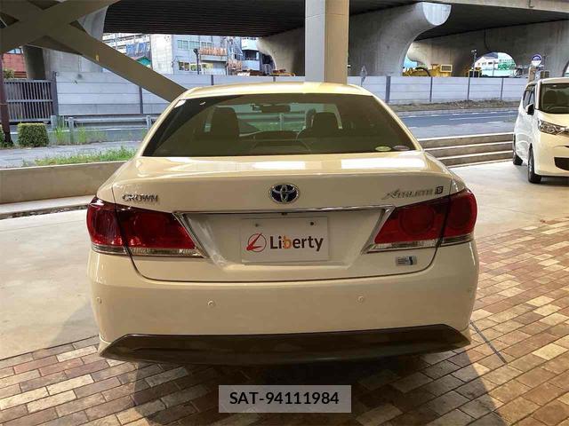 Toyota CROWN HYBRID 2013-07 7819479-18