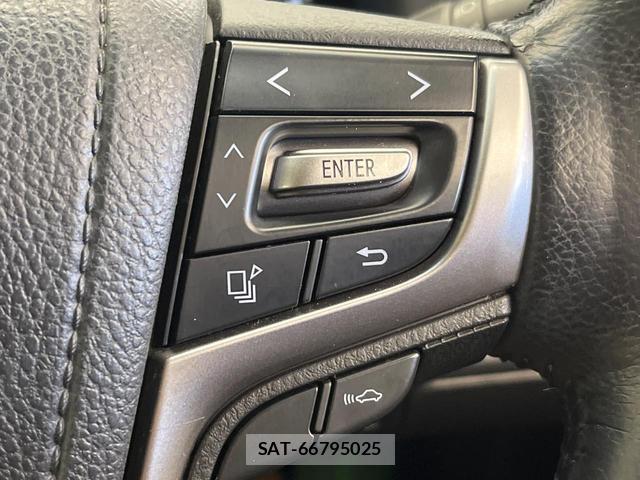 Toyota CROWN HYBRID 2016-02 7820059-9