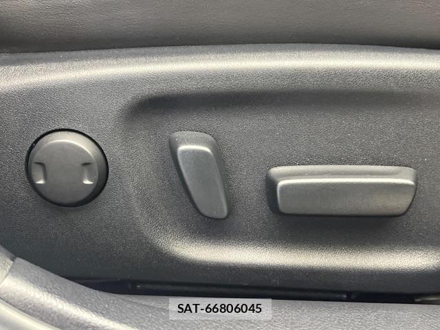 Toyota CROWN HYBRID 2018-04 7820061-9