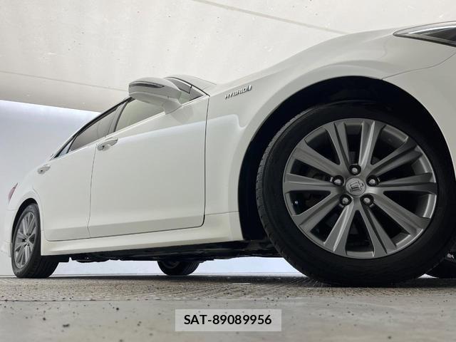 Toyota CROWN HYBRID 2018-05 7820065-16