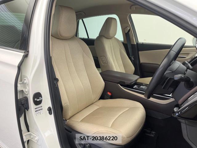 Toyota CROWN HYBRID 2019-03 7820068-4