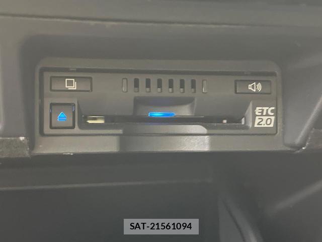 Toyota CROWN HYBRID 2019-06 7820069-9