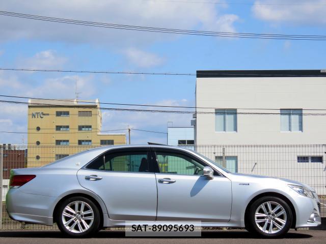 Toyota CROWN HYBRID 2013-04 7820489-4