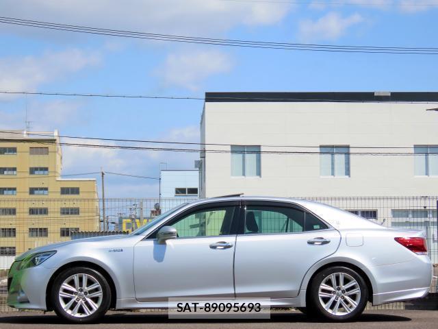 Toyota CROWN HYBRID 2013-04 7820489-5