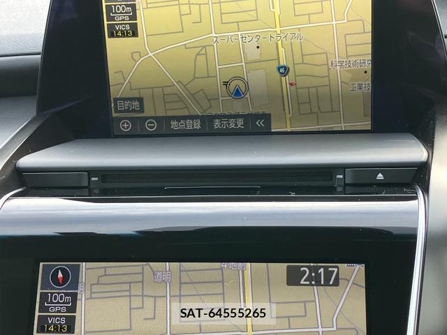 Toyota CROWN HYBRID 2020-06 7820562-3