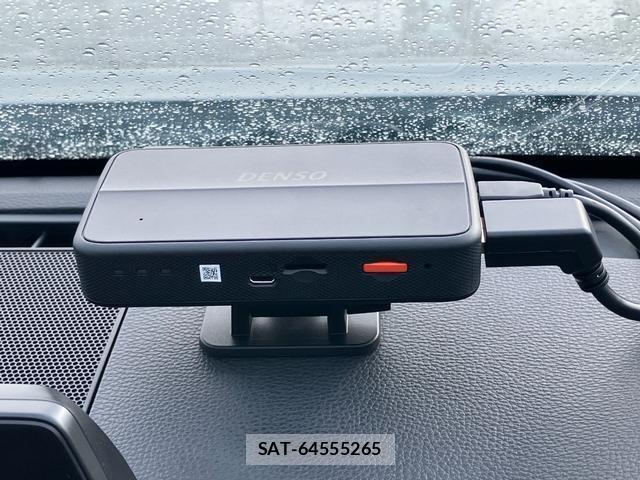 Toyota CROWN HYBRID 2020-06 7820562-5