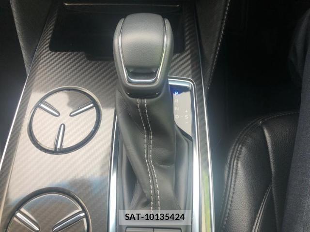 Toyota CROWN HYBRID 2019-09 7821030-17