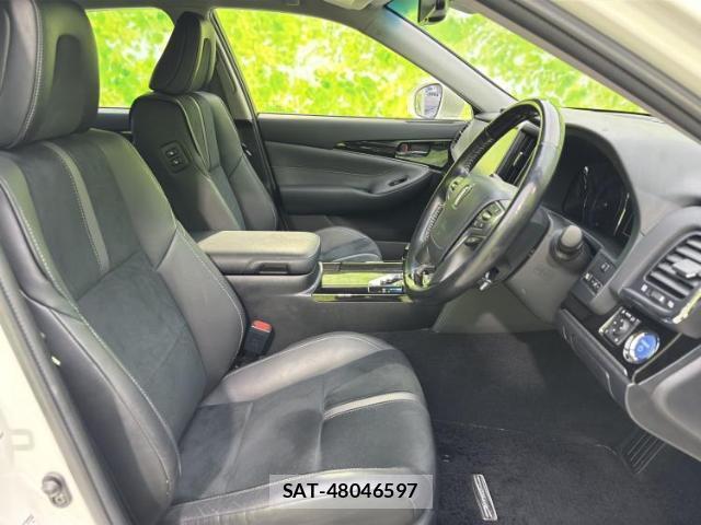 Toyota CROWN HYBRID 2017-10 7821049-4