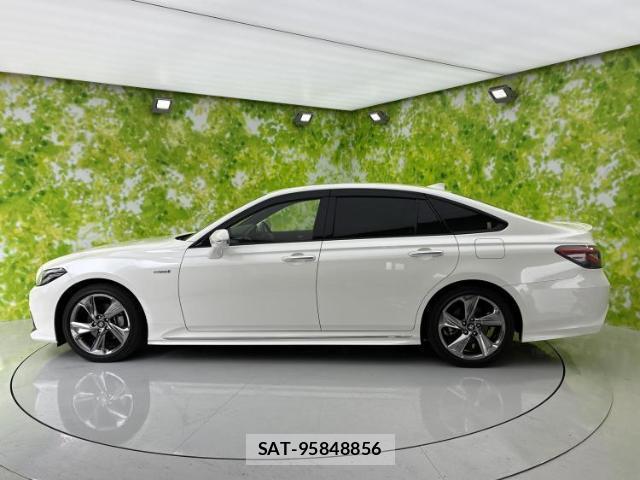 Toyota CROWN HYBRID 2019-03 7821310-1