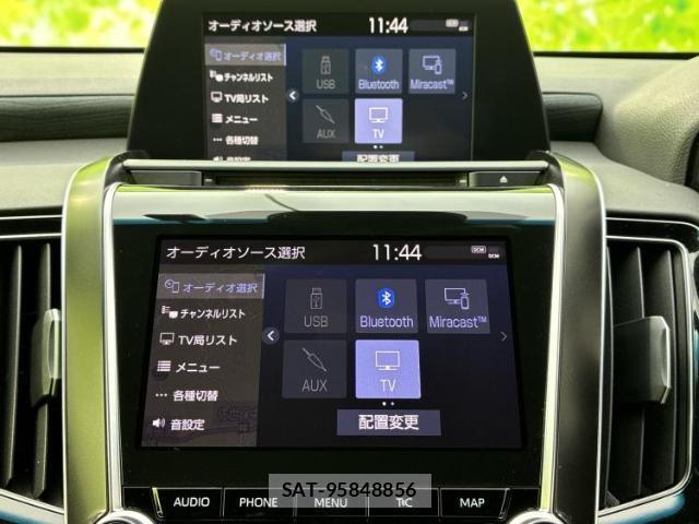 Toyota CROWN HYBRID 2019-03 7821310-10