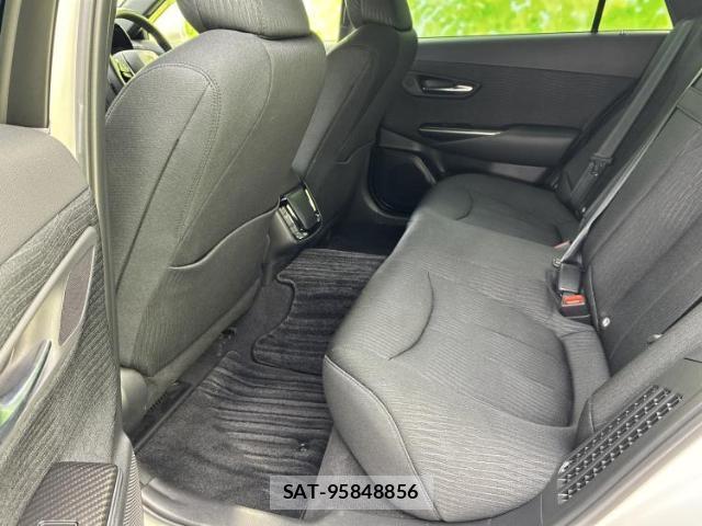 Toyota CROWN HYBRID 2019-03 7821310-6
