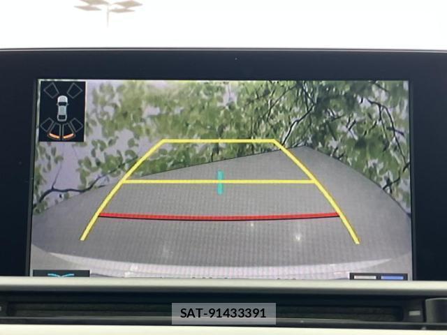 Toyota CROWN HYBRID 2019-03 7821323-12