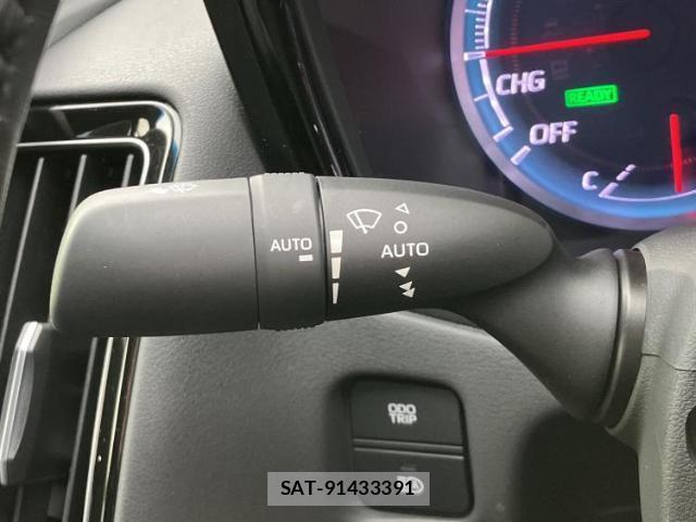 Toyota CROWN HYBRID 2019-03 7821323-16
