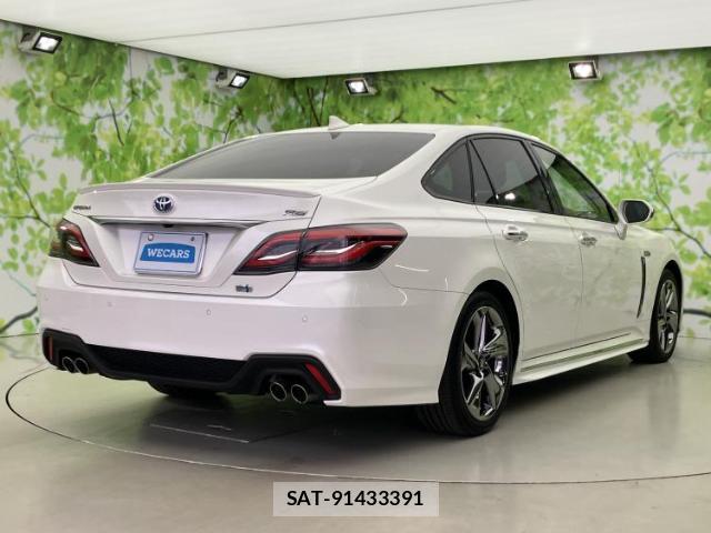 Toyota CROWN HYBRID 2019-03 7821323-2