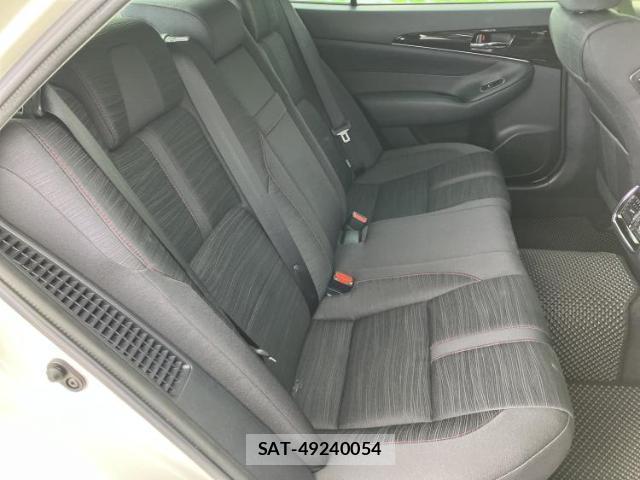 Toyota CROWN HYBRID 2017-05 7821329-4