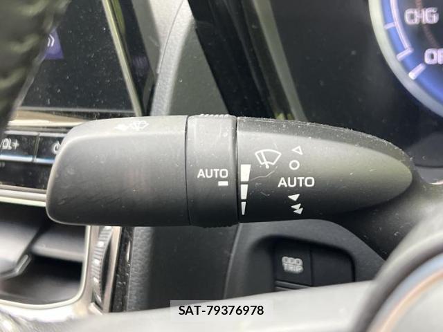 Toyota CROWN HYBRID 2021-06 7821904-16
