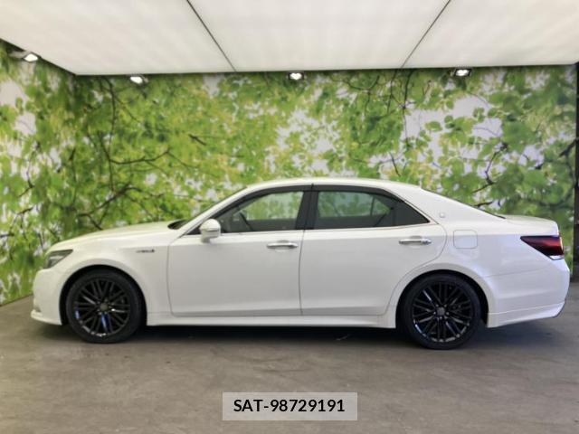 Toyota CROWN HYBRID 2015-02 7822021-1