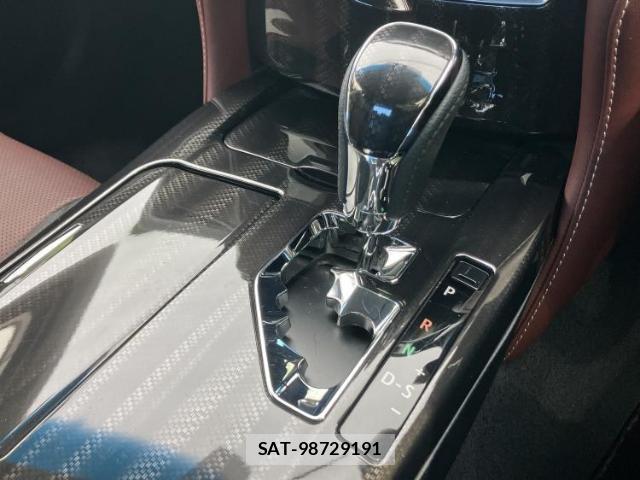 Toyota CROWN HYBRID 2015-02 7822021-16