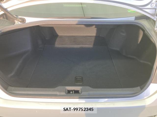 Toyota CROWN HYBRID 2019-03 7822378-7