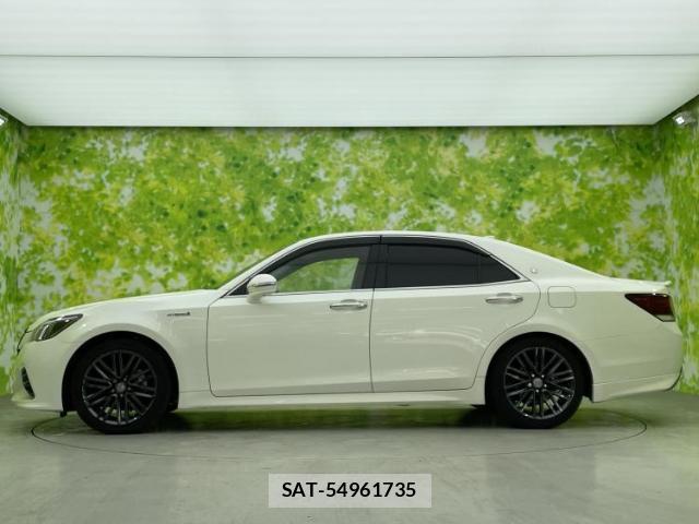 Toyota CROWN HYBRID 2018-03 7822475-1