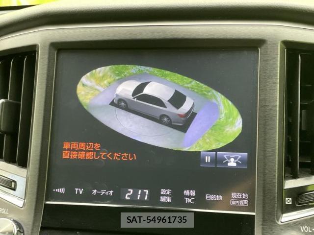 Toyota CROWN HYBRID 2018-03 7822475-13