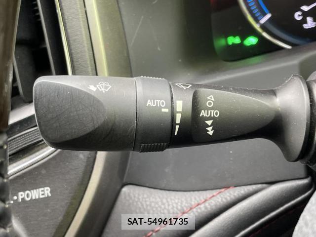 Toyota CROWN HYBRID 2018-03 7822475-17