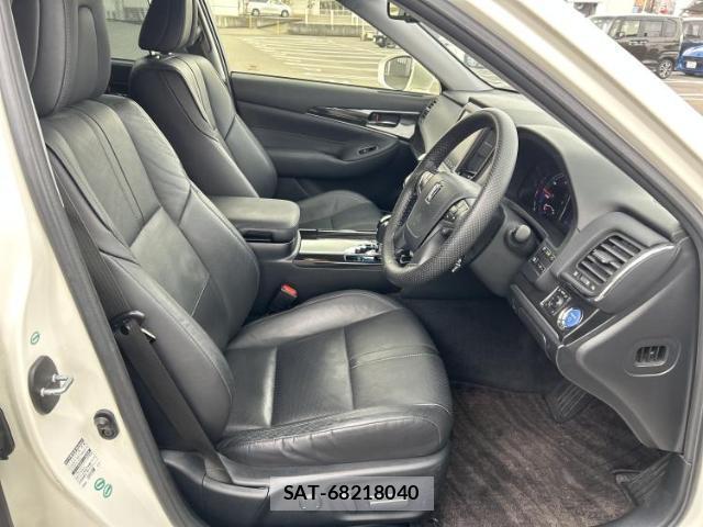 Toyota CROWN HYBRID 2013-02 7822634-3