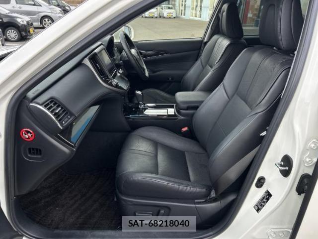 Toyota CROWN HYBRID 2013-02 7822634-5