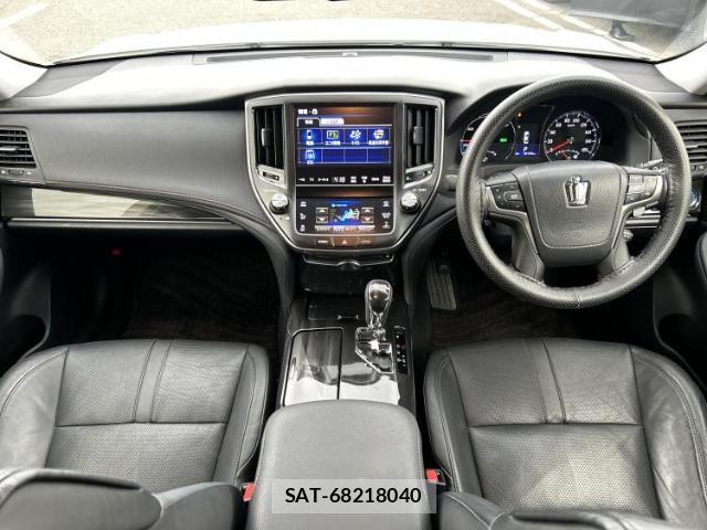 Toyota CROWN HYBRID 2013-02 7822634-7