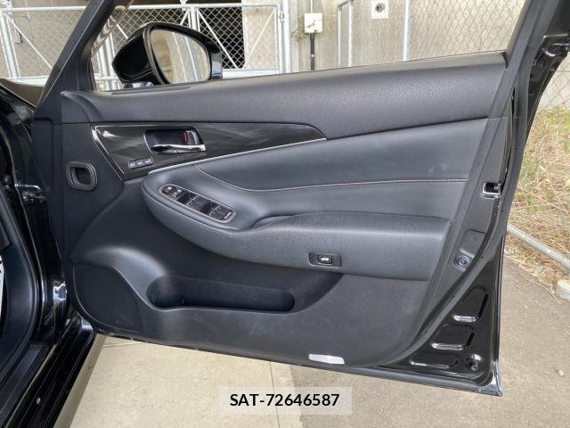 Toyota CROWN HYBRID 2013-07 7822997-16