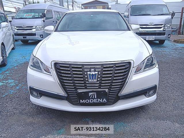 Toyota CROWN HYBRID 2015-01 7823345-1