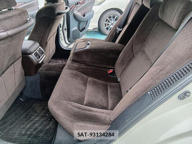 Toyota CROWN HYBRID 2015-01 7823345-12