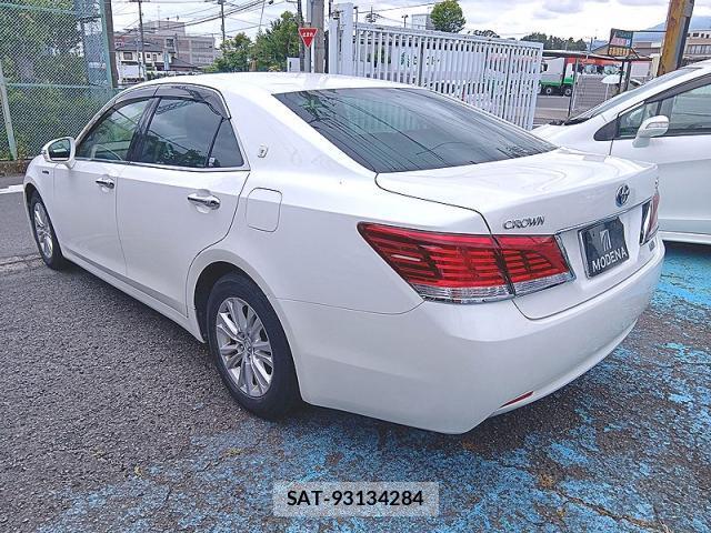 Toyota CROWN HYBRID 2015-01 7823345-6