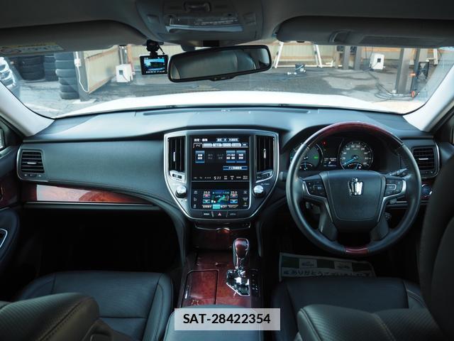 Toyota CROWN MAJESTA 2014-08 7812900-1