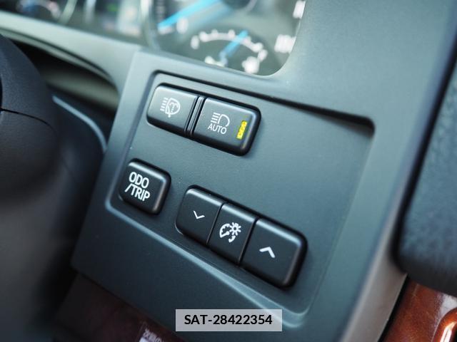 Toyota CROWN MAJESTA 2014-08 7812900-13