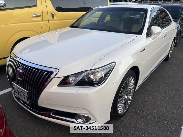 Toyota CROWN MAJESTA 2013-12 7813411-0