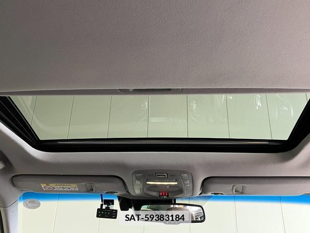Toyota CROWN MAJESTA 2018-02 7816859-8