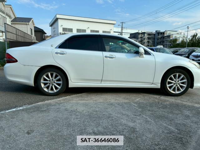 Toyota CROWN 2009-03 7811628-3