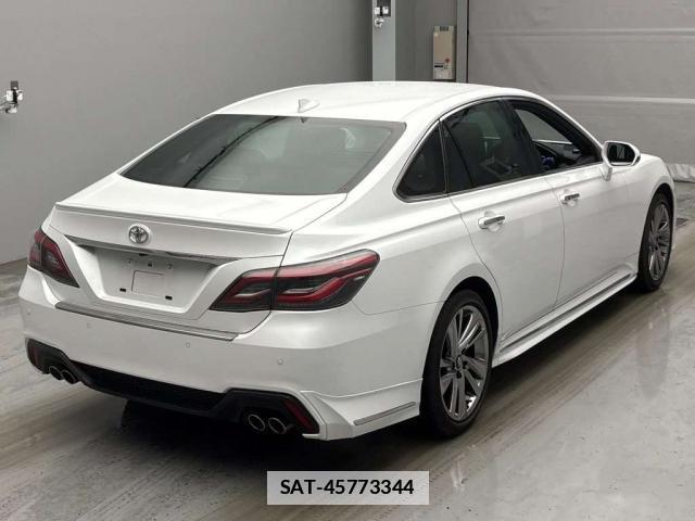 Toyota CROWN 2021-09 7811767-12