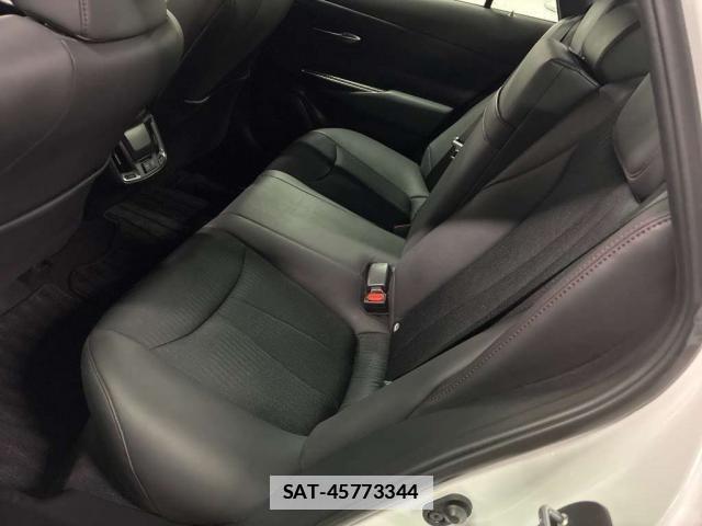 Toyota CROWN 2021-09 7811767-6