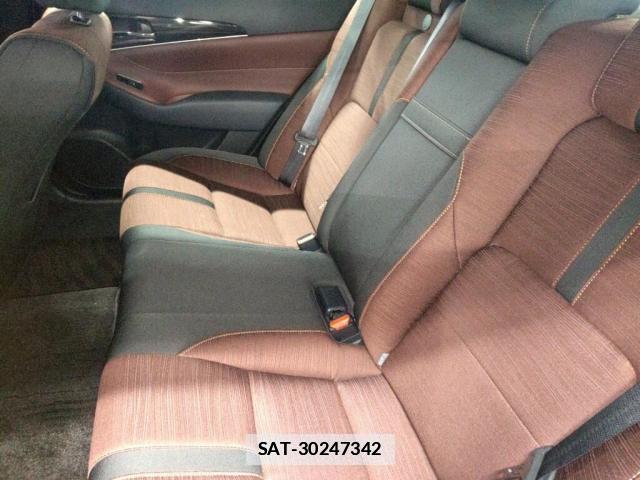 Toyota CROWN 2013-06 7811782-3
