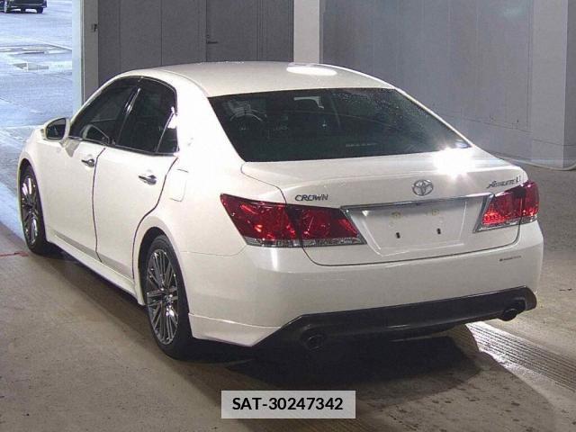 Toyota CROWN 2013-06 7811782-4