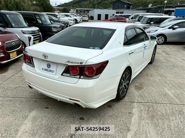 Toyota CROWN 2015-12 7812390-11