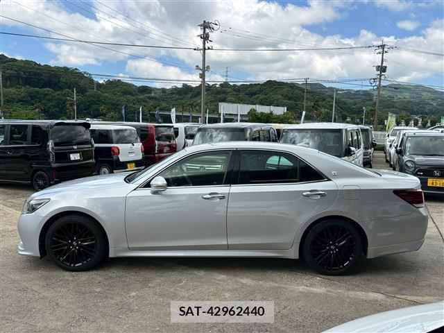 Toyota CROWN 2016-10 7812399-10